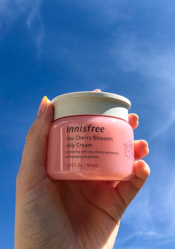 Innisfree Jeju Cherry Blossom Jelly Cream