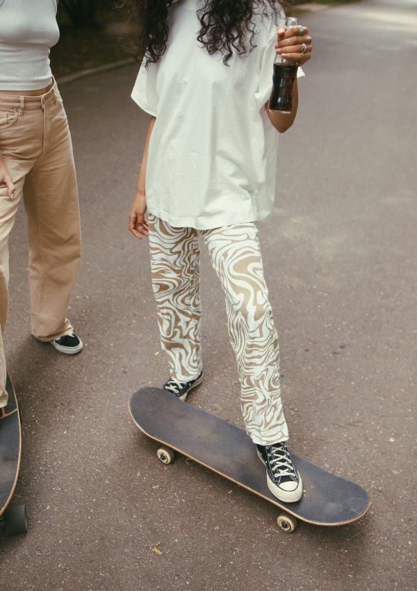 Wide-leg trousers
